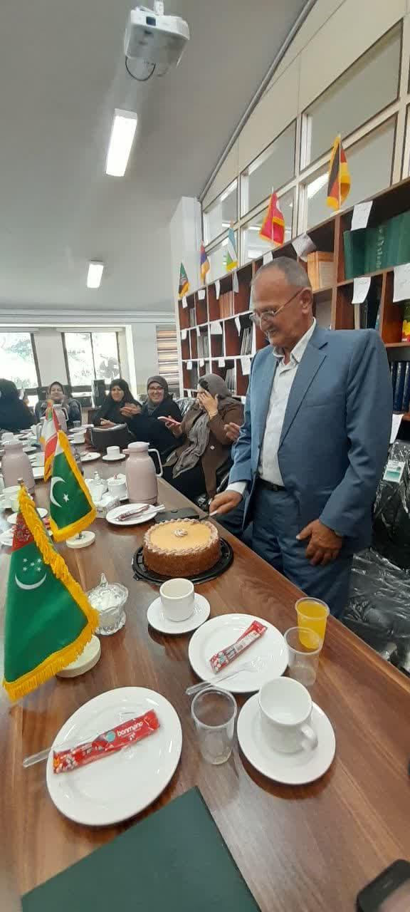 بزرگداشت یک همکار