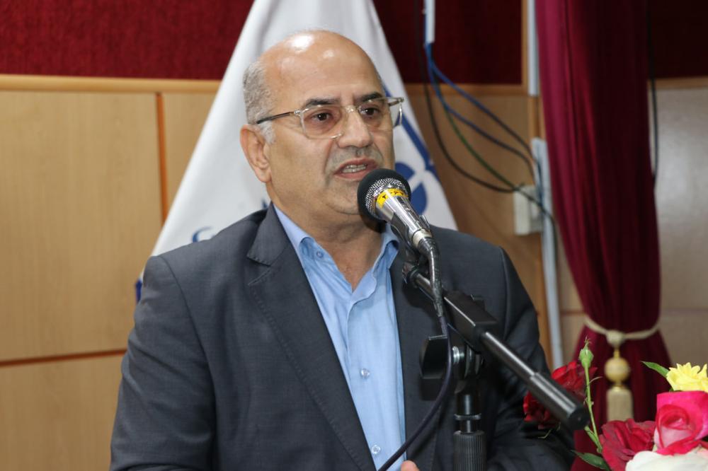 باید اقتدار معرفتی را به دانشگاه بازگردانیم