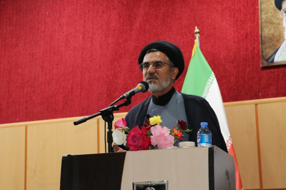 عقلانیت وحیانی استاد مطهری، الگویی برای دانشگاهیان است